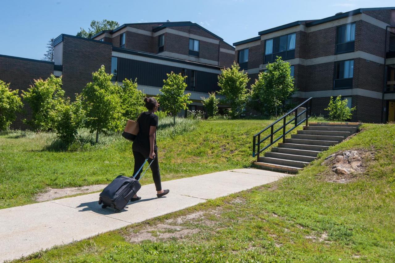 Au Campus Sherbrooke Exterior foto