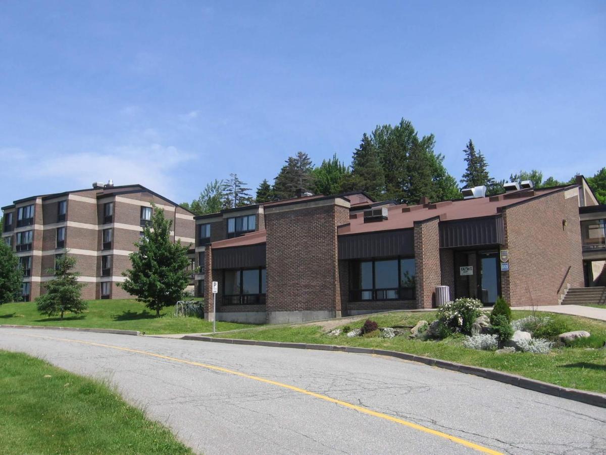 Au Campus Sherbrooke Exterior foto